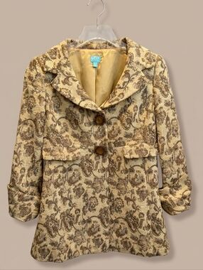 Vintage-Inspired Beige & Brown Patterned Coat
